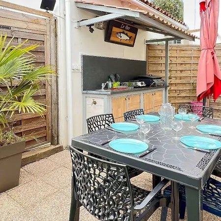 Charmante Location A Proximite De La Et Des Commerces