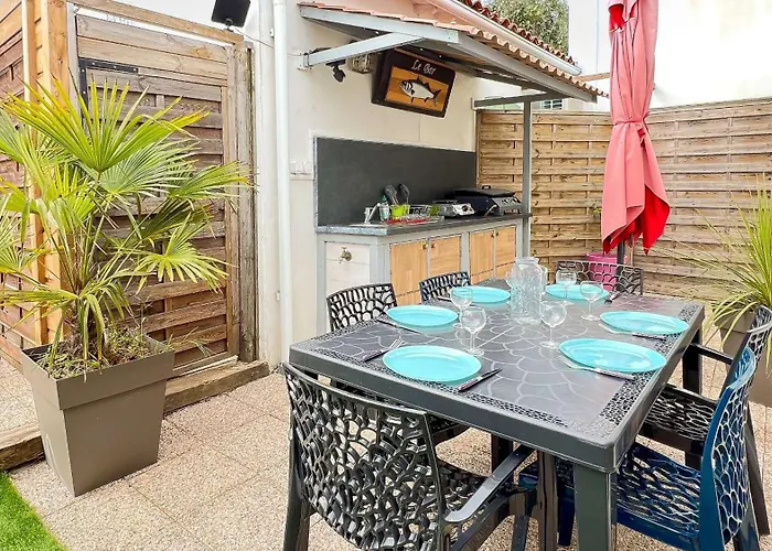 Charmante Location à Proximité De La Et Des Commerces